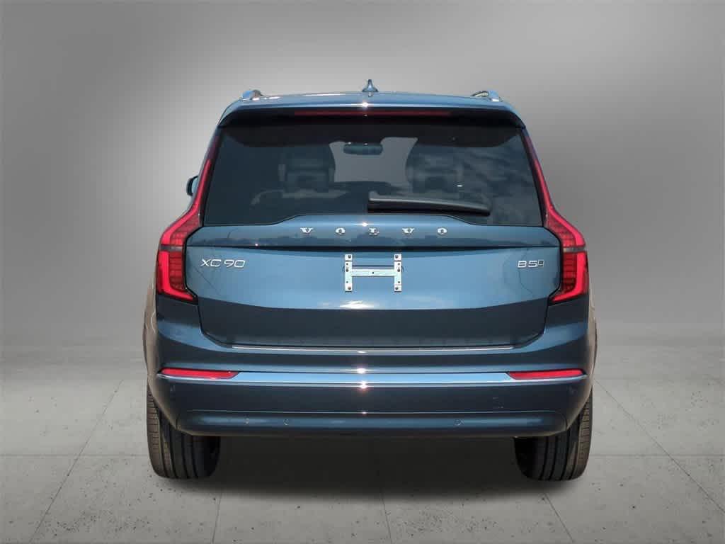 new 2026 Volvo XC90 car, priced at $69,445