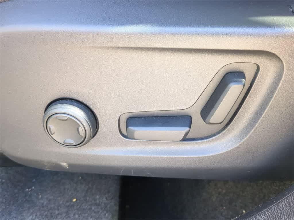 used 2025 Volvo XC40 car, priced at $31,977