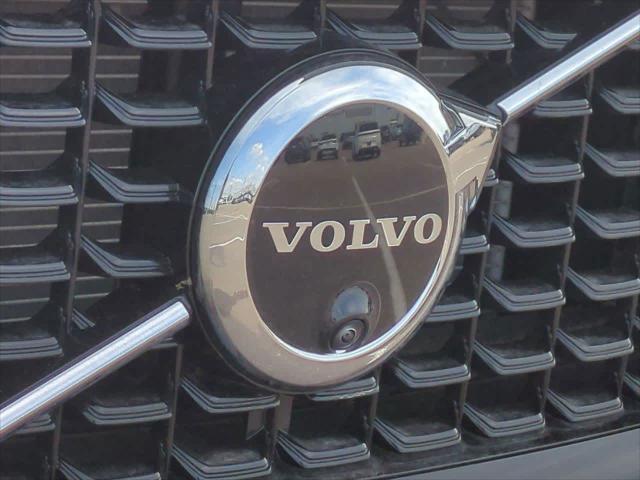 new 2025 Volvo XC60 Plug-In Hybrid car, priced at $63,824