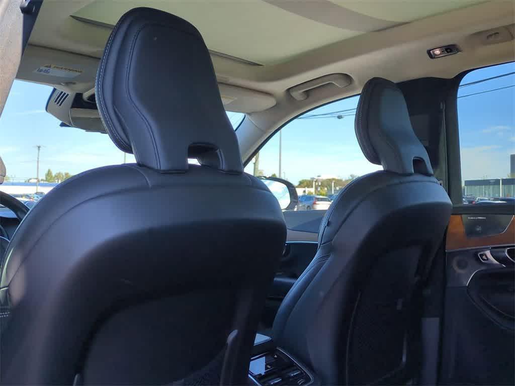 used 2019 Volvo XC90 Hybrid car, priced at $27,840