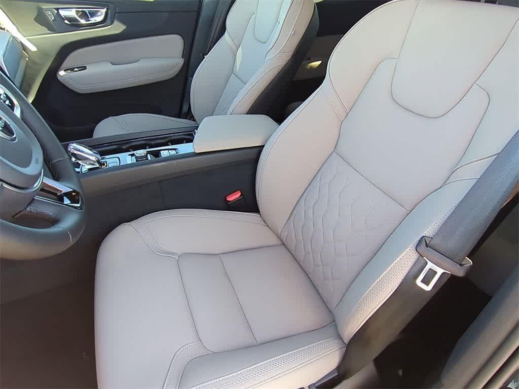 new 2026 Volvo XC60 car, priced at $57,985