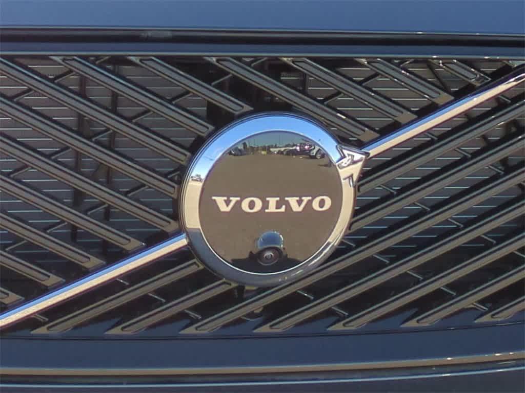 new 2026 Volvo XC60 car, priced at $57,985