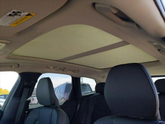 new 2025 Volvo XC60 car, priced at $53,000