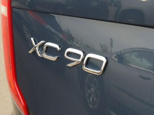 new 2025 Volvo XC90 car, priced at $65,625