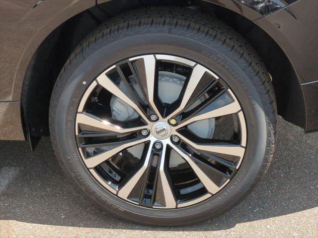 used 2025 Volvo XC60 car, priced at $55,050