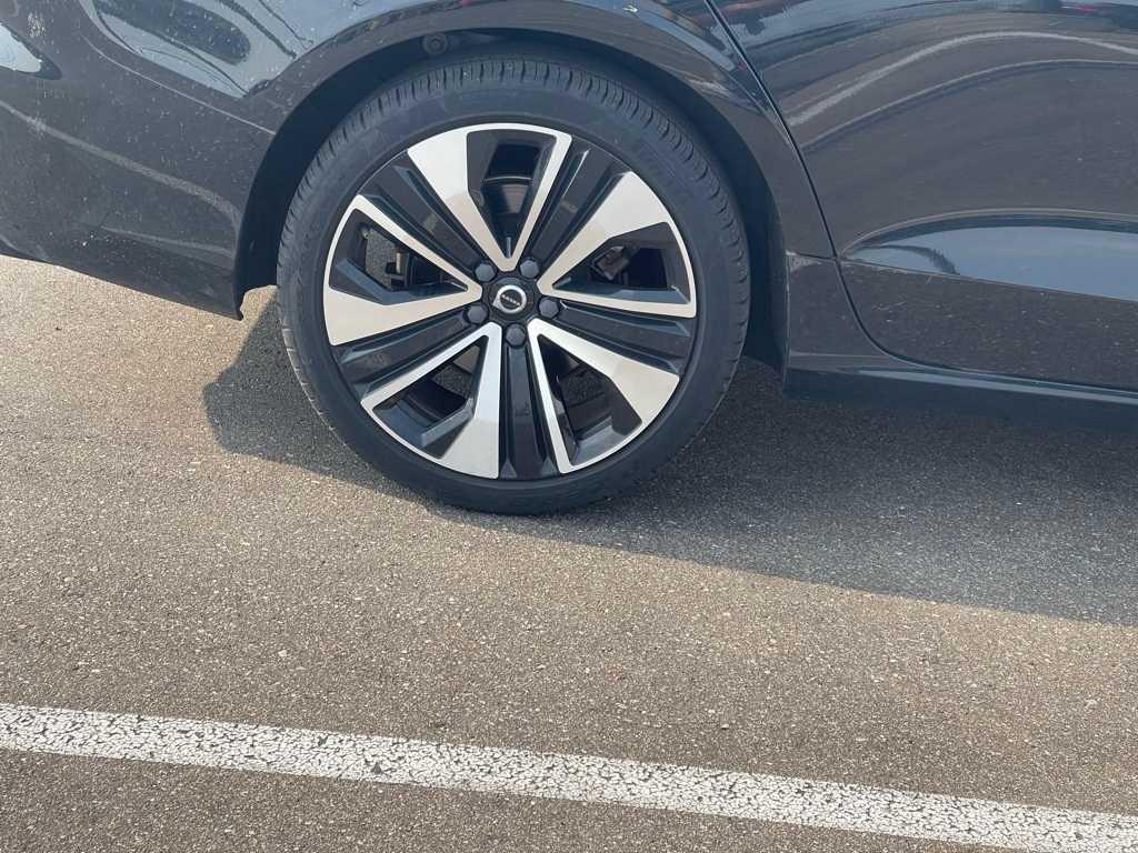 used 2022 Volvo S60 car, priced at $24,998