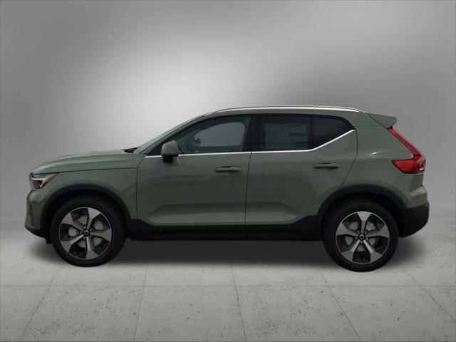 new 2025 Volvo XC40 car, priced at $48,078