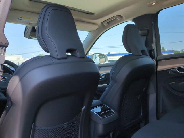new 2026 Volvo XC90 car, priced at $71,825