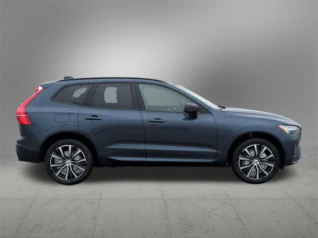 new 2025 Volvo XC60 car, priced at $55,360