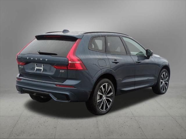 new 2025 Volvo XC60 car, priced at $55,360