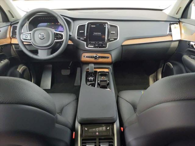new 2025 Volvo XC90 car, priced at $63,147