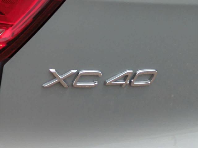 new 2025 Volvo XC40 car, priced at $48,900