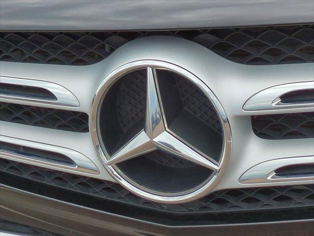 used 2018 Mercedes-Benz GLC 300 car, priced at $20,801
