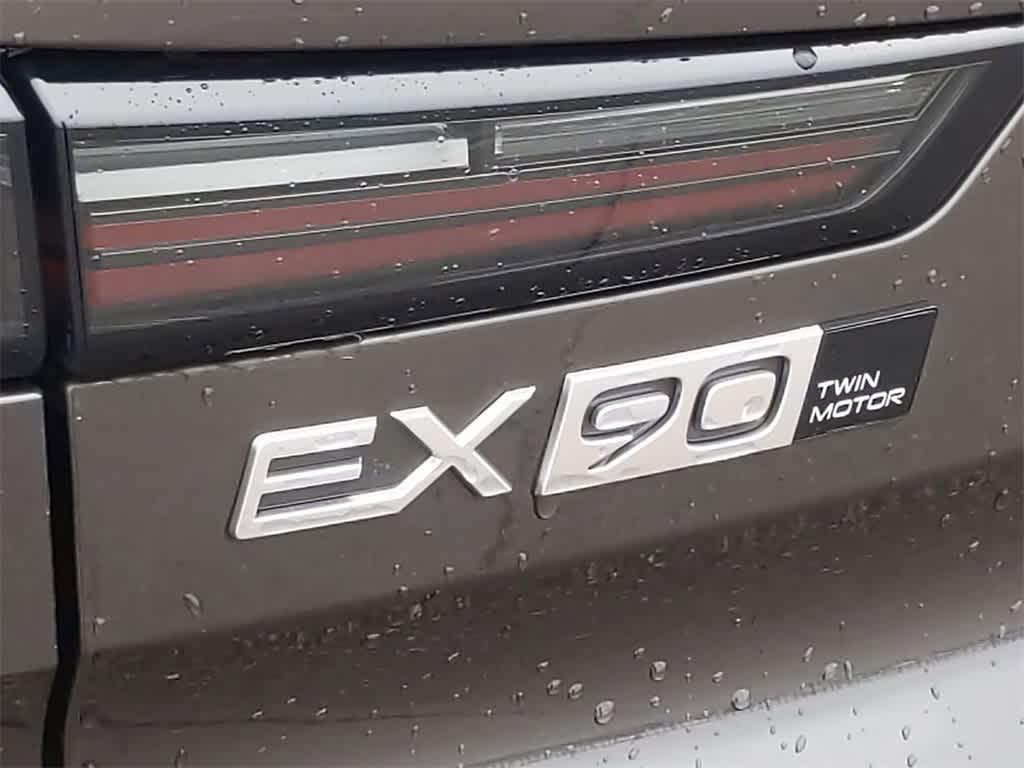 new 2025 Volvo EX90 car, priced at $78,290