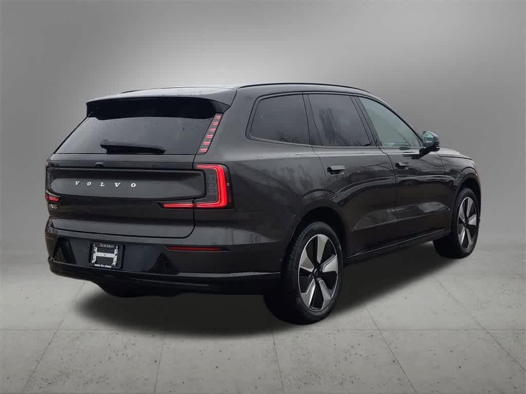 new 2025 Volvo EX90 car, priced at $78,290
