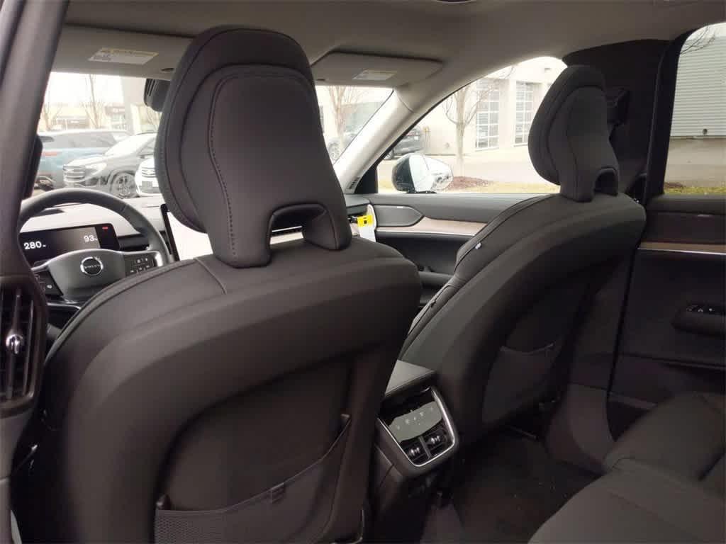 new 2025 Volvo EX90 car, priced at $78,290