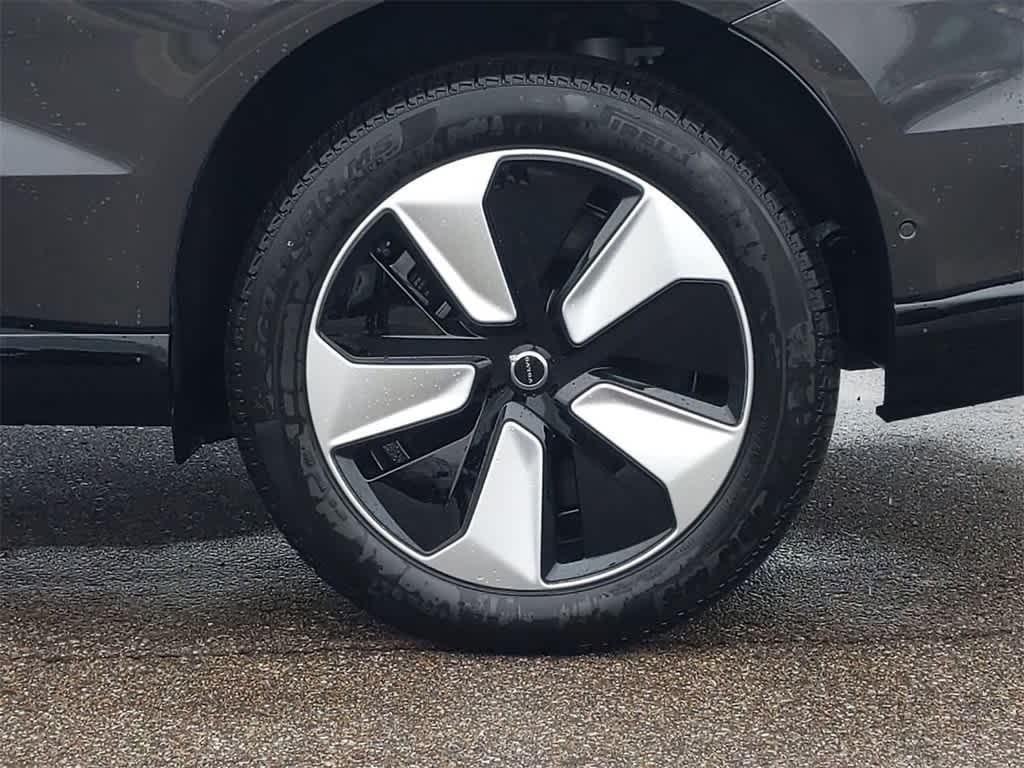 new 2025 Volvo EX90 car, priced at $78,290