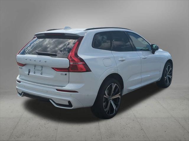 new 2025 Volvo XC60 car, priced at $58,684