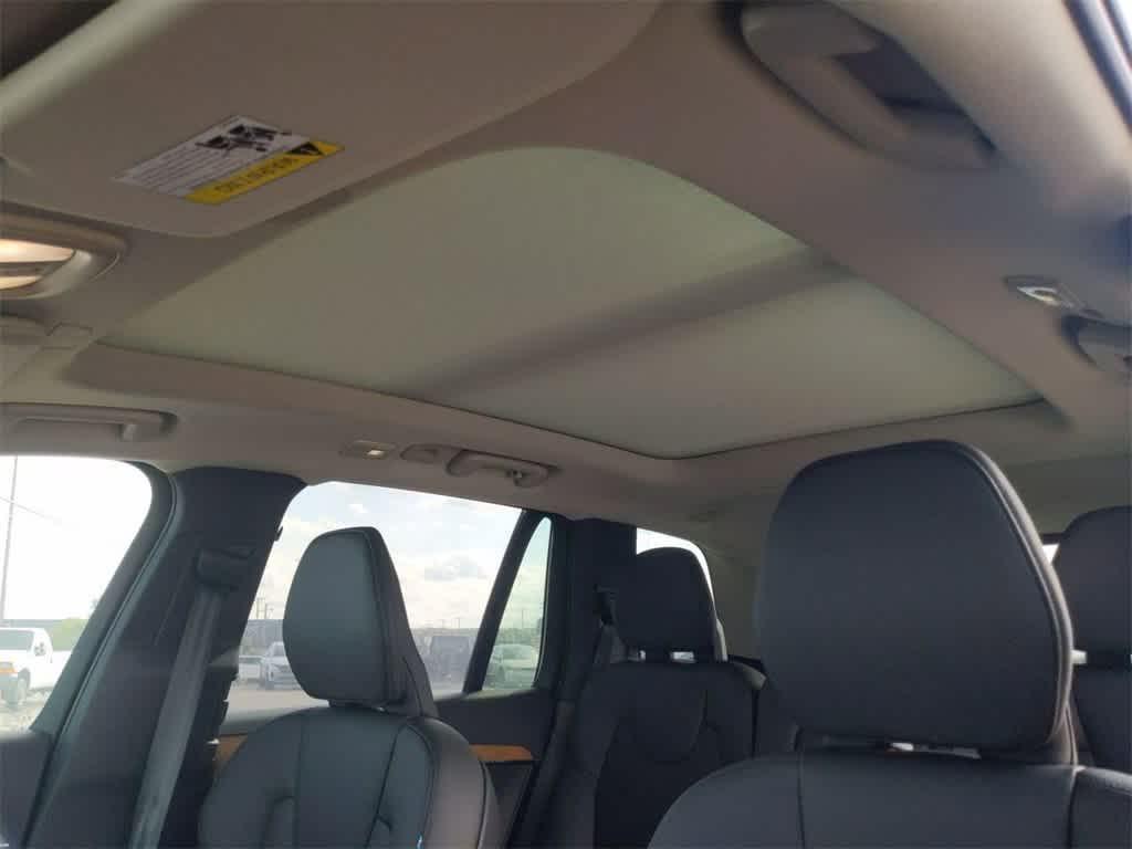 new 2025 Volvo XC90 Plug-In Hybrid car, priced at $71,222