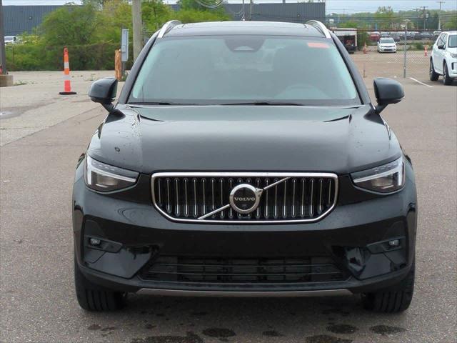 new 2025 Volvo XC40 car, priced at $48,335