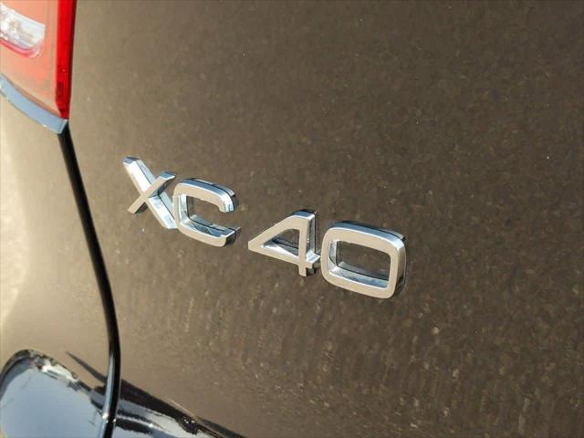 new 2024 Volvo XC40 car, priced at $43,344