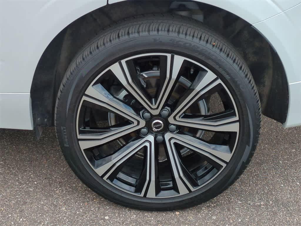 used 2023 Volvo XC60 Recharge Plug-In Hybrid car, priced at $45,967