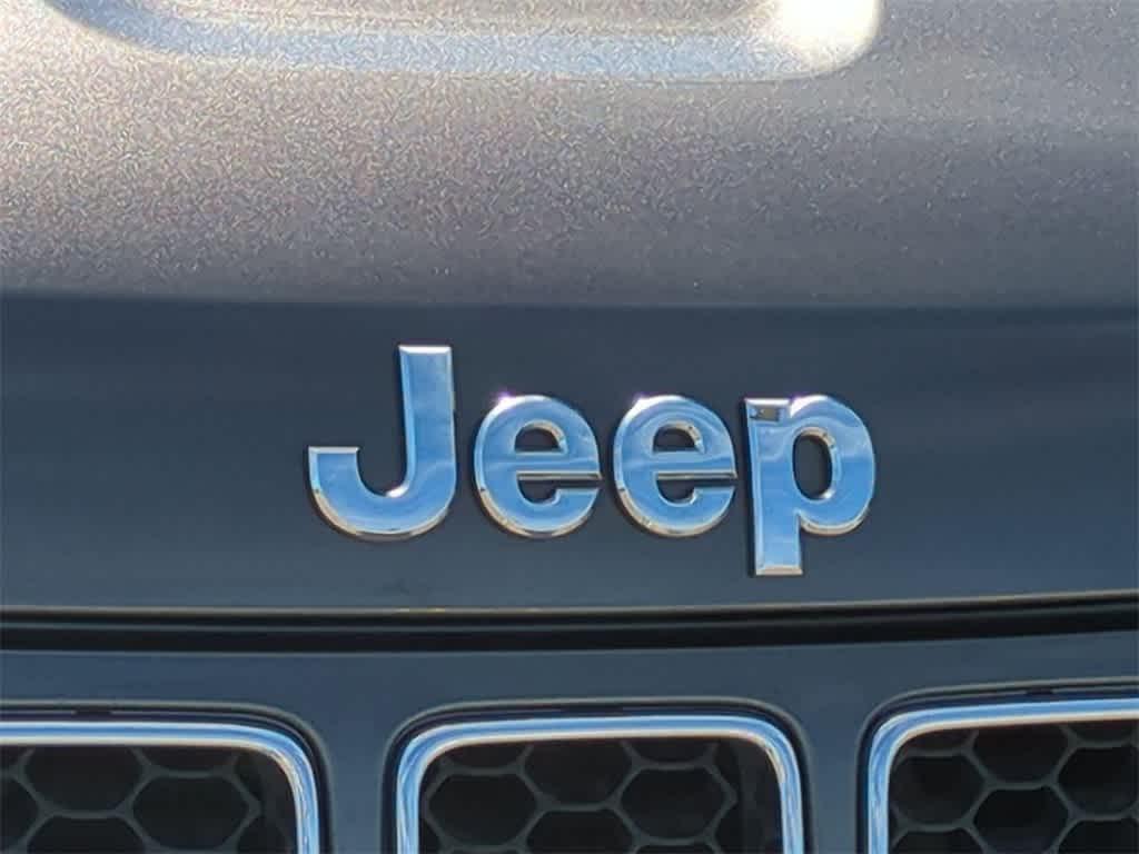 used 2014 Jeep Grand Cherokee car, priced at $7,527