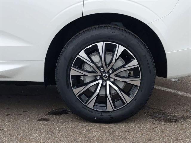 new 2025 Volvo XC60 car, priced at $51,450