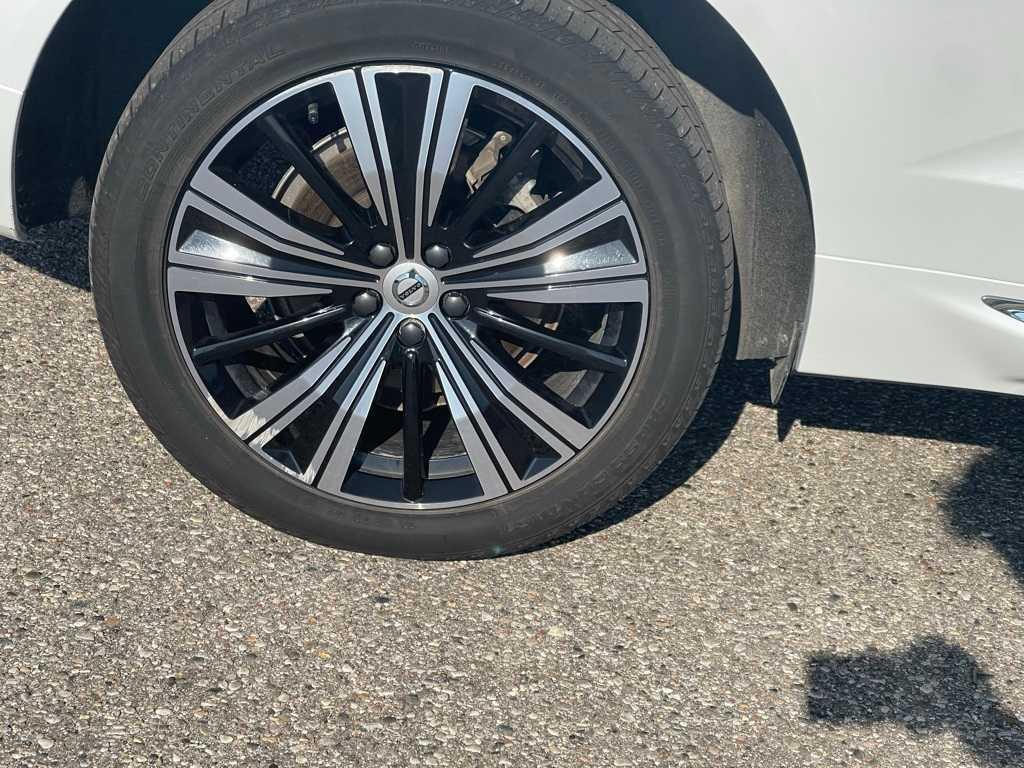 used 2022 Volvo XC60 Recharge Plug-In Hybrid car, priced at $38,486