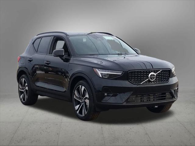 new 2025 Volvo XC40 car, priced at $52,215