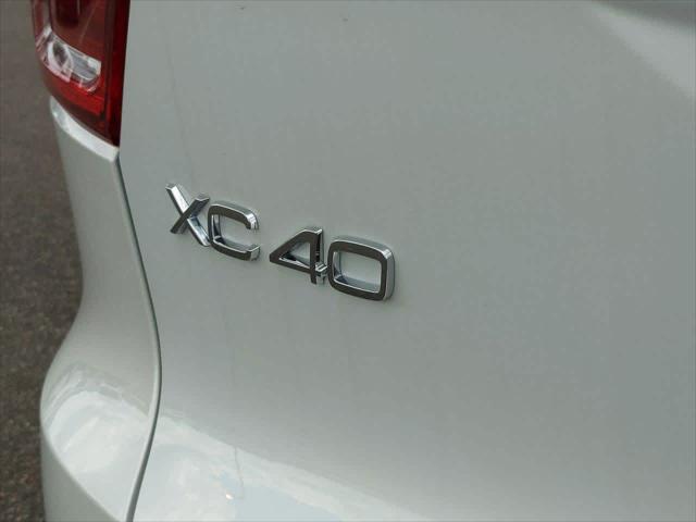 new 2024 Volvo XC40 car, priced at $49,060