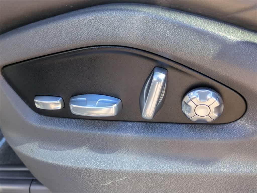 used 2019 Porsche Cayenne car, priced at $34,977