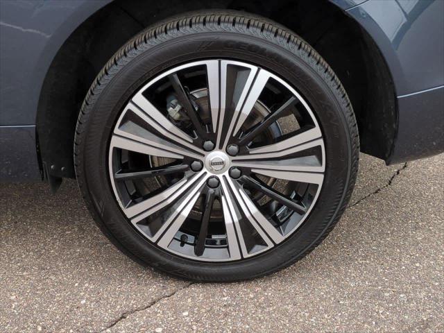 used 2022 Volvo XC60 car, priced at $34,997