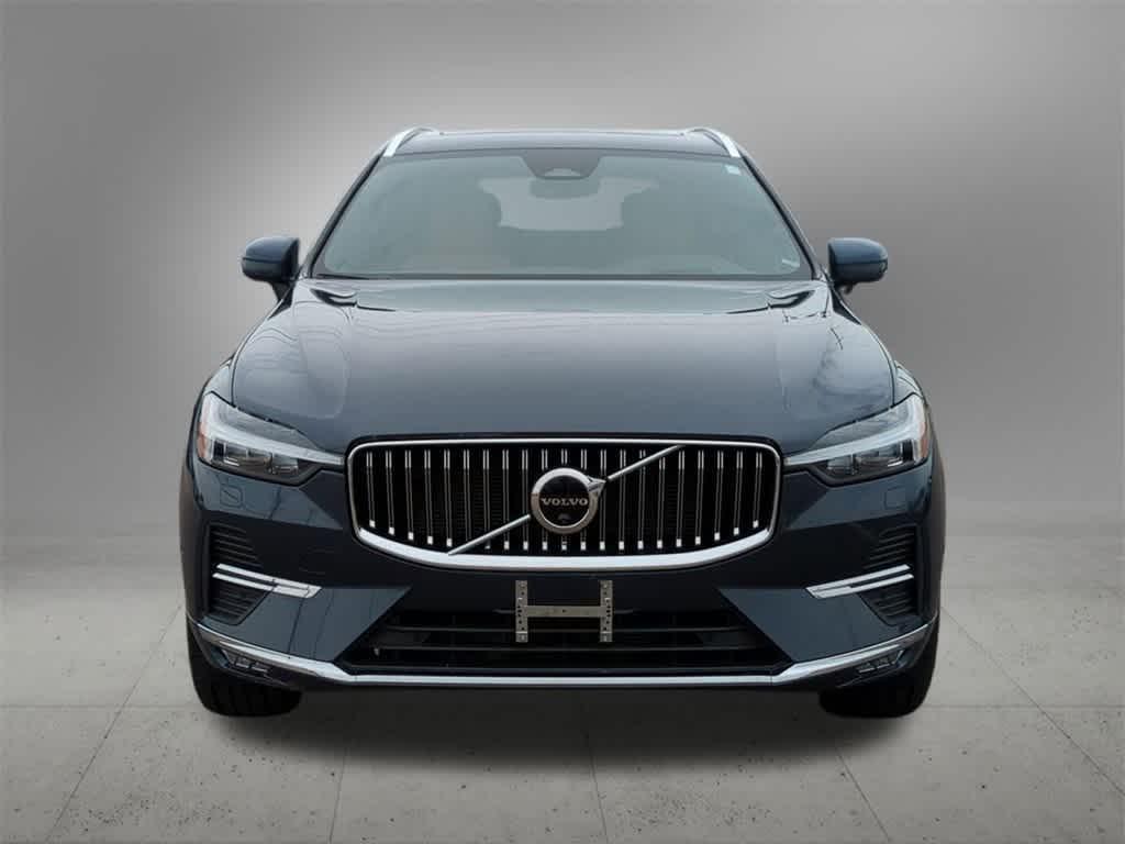 used 2022 Volvo XC60 car, priced at $32,277