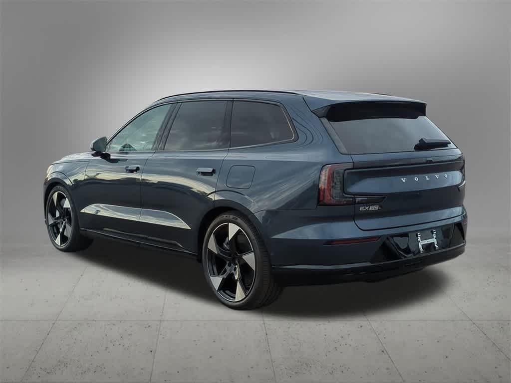new 2025 Volvo EX90 car, priced at $91,725