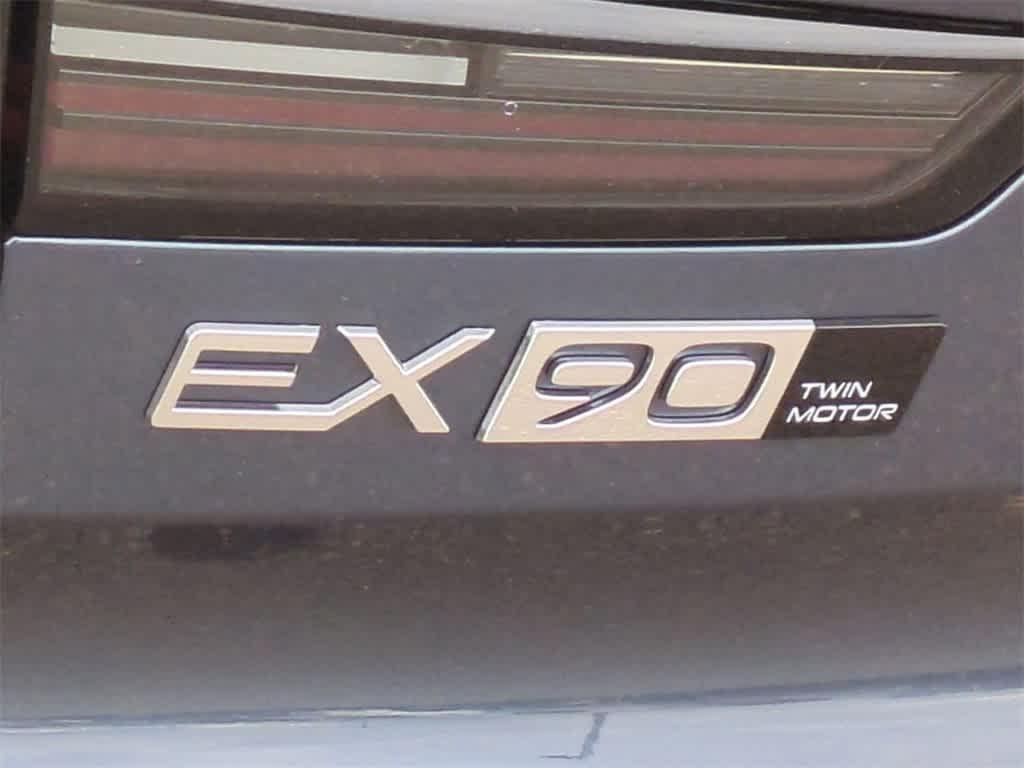 new 2025 Volvo EX90 car, priced at $91,725