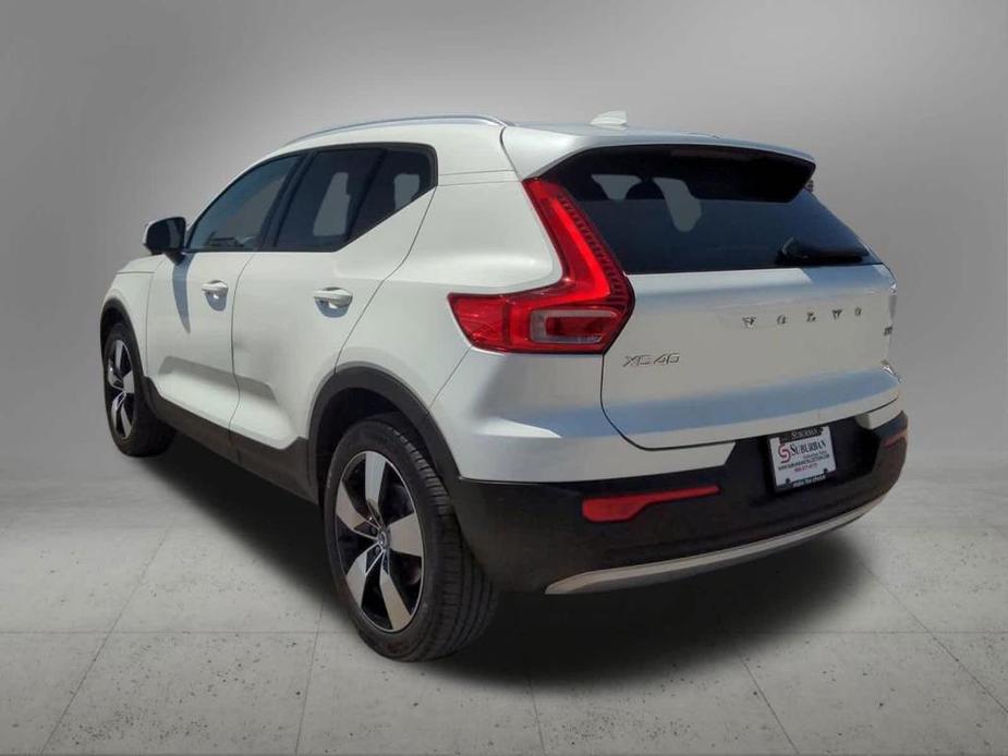 used 2021 Volvo XC40 car, priced at $30,300
