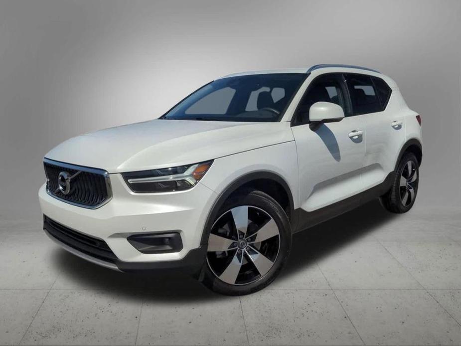 used 2021 Volvo XC40 car, priced at $29,663