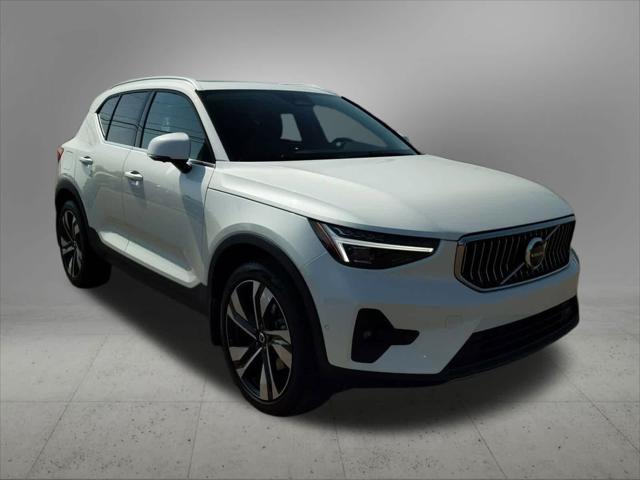 new 2024 Volvo XC40 car, priced at $49,900