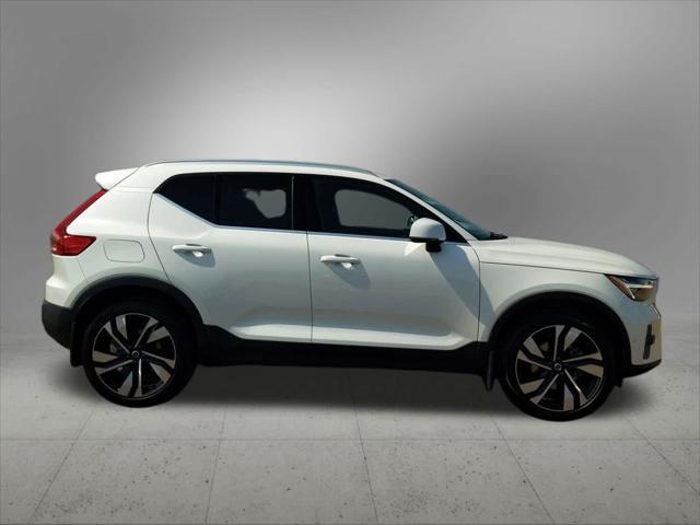 new 2024 Volvo XC40 car, priced at $49,900