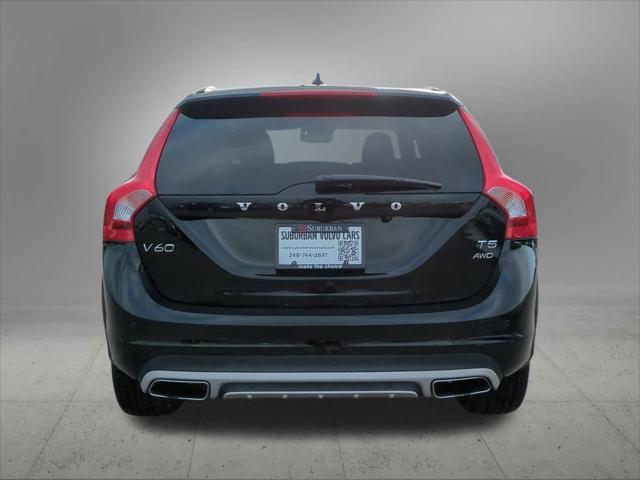 used 2018 Volvo V60 Cross Country car, priced at $19,250