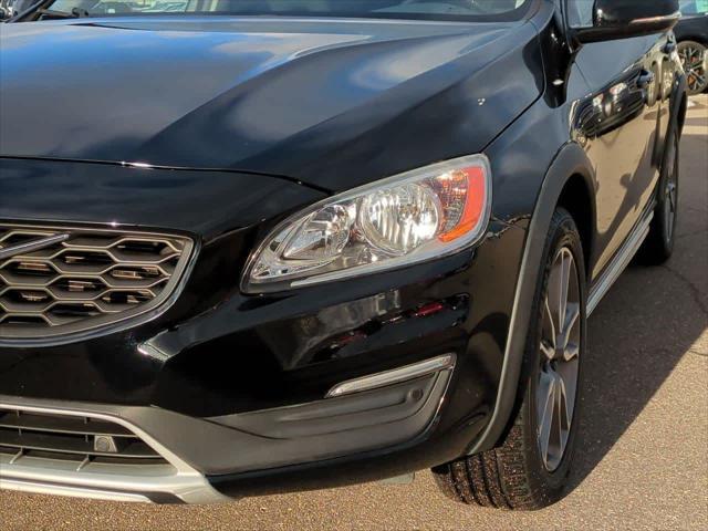 used 2018 Volvo V60 Cross Country car, priced at $19,250