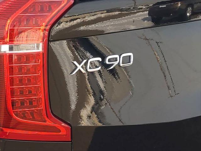 used 2022 Volvo XC90 Recharge Plug-In Hybrid car, priced at $44,395