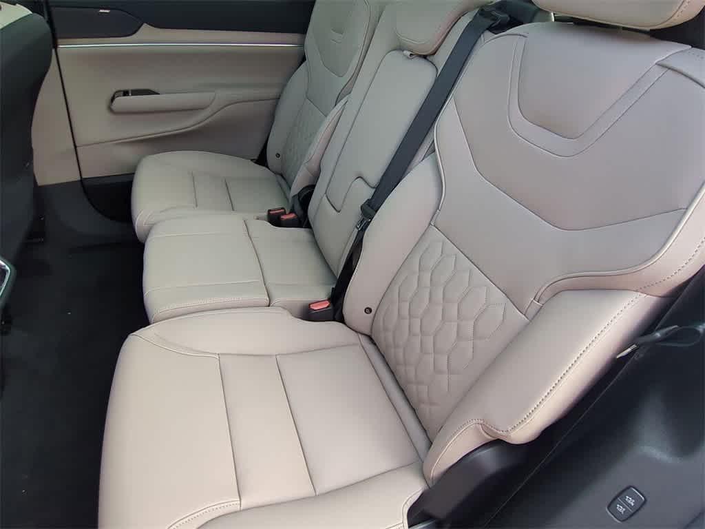 new 2025 Volvo EX90 car, priced at $93,325
