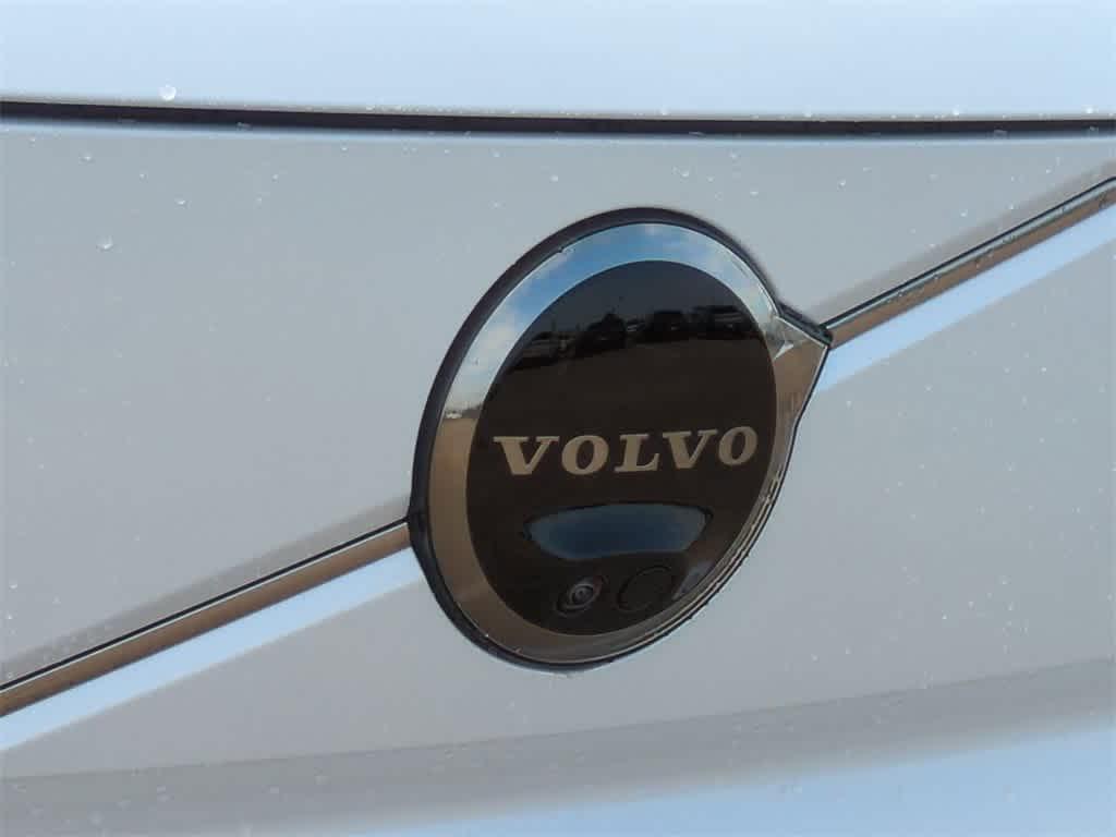 new 2025 Volvo EX90 car, priced at $93,325