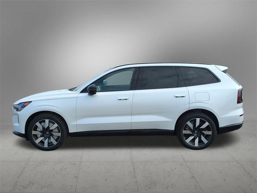new 2025 Volvo EX90 car, priced at $93,325