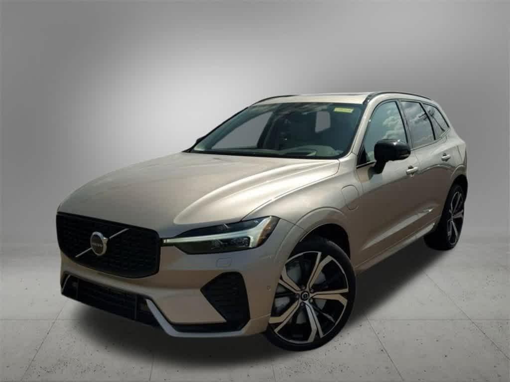 new 2025 Volvo XC60 Plug-In Hybrid car, priced at $69,903