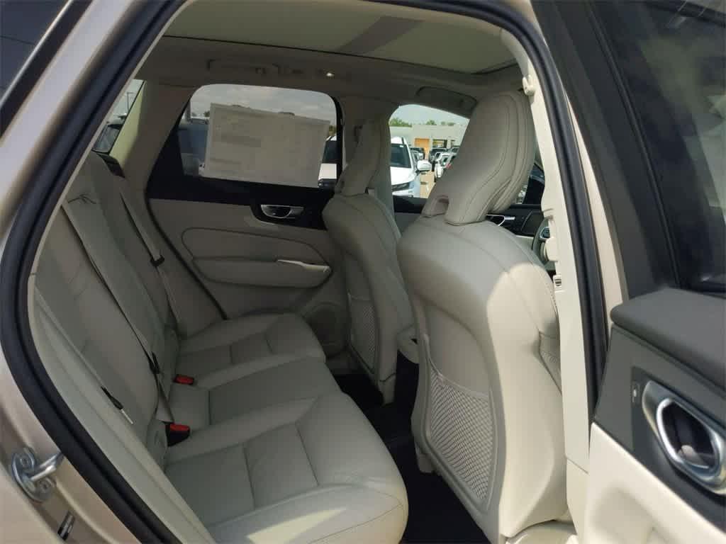 new 2025 Volvo XC60 Plug-In Hybrid car, priced at $69,903