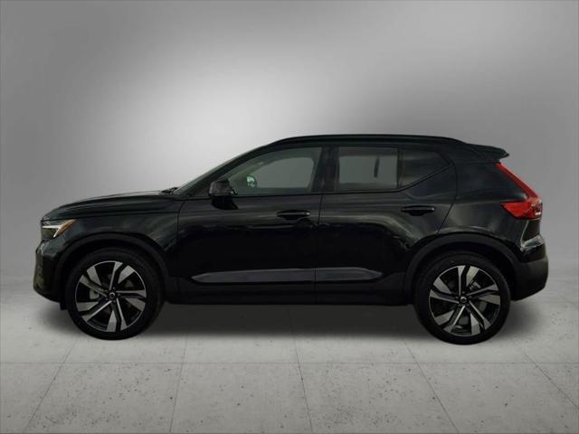 new 2024 Volvo XC40 car, priced at $49,701