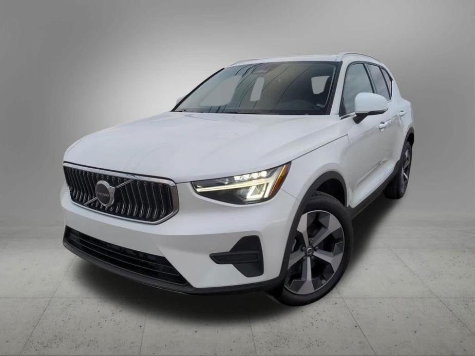 new 2024 Volvo XC40 car, priced at $43,529